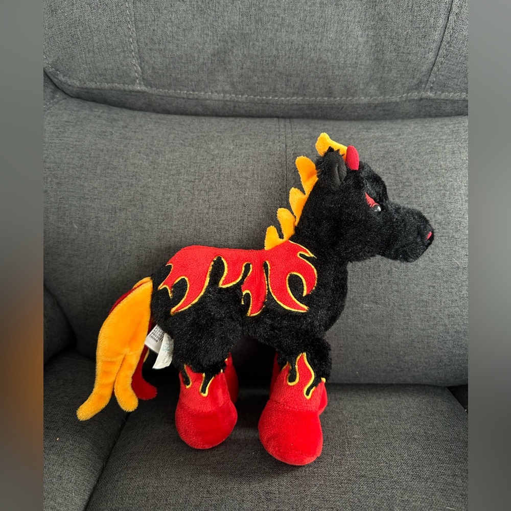 Webkinz Night Mare - Picture 2 of 5